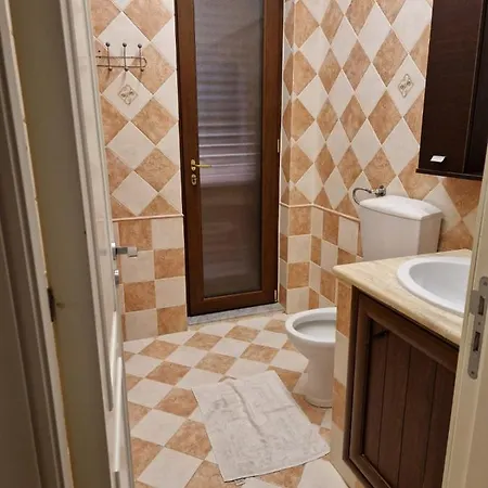 Peppone Villa *